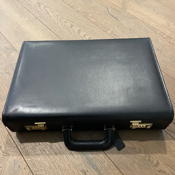 Coach Vintage Briefcase Black Leather Hardcase Original Hang Tags and Paperwork - Picture 3 of 15